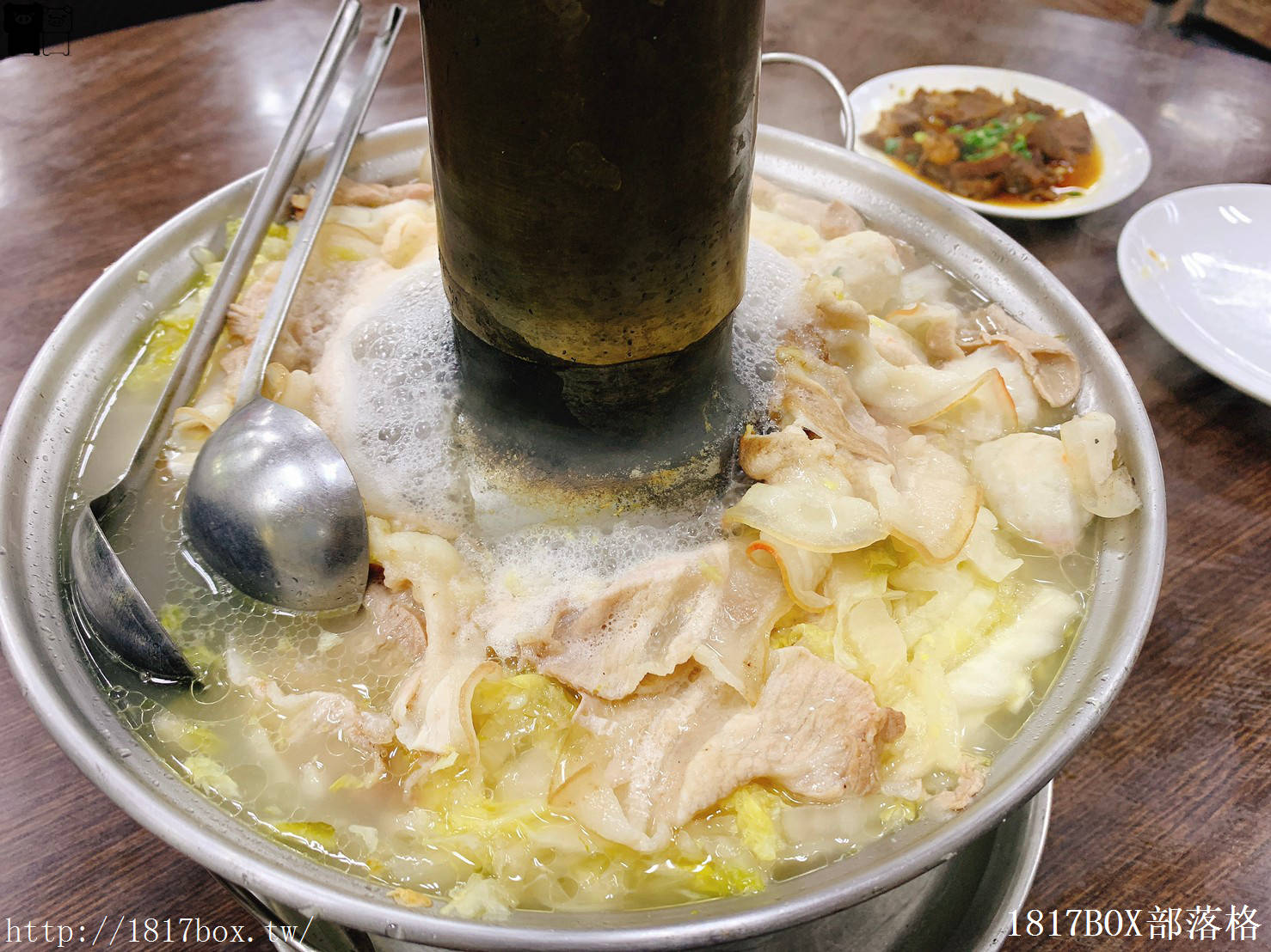 高雄 左營 眷村美食 劉家酸白菜火鍋創始店 1817box部落格