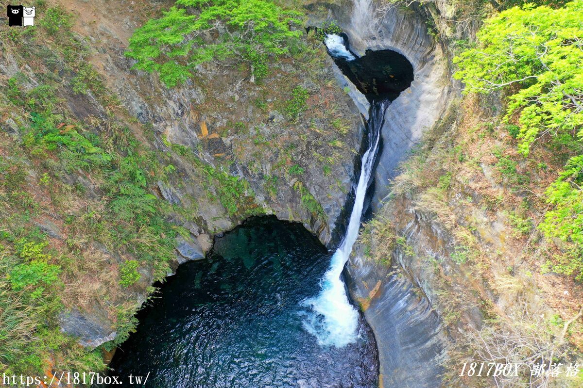 【南投。仁愛】帖比倫峽谷瀑布。深潭、飛瀑、崖壁。美景渾然天成。缺水期限定：心形岩
