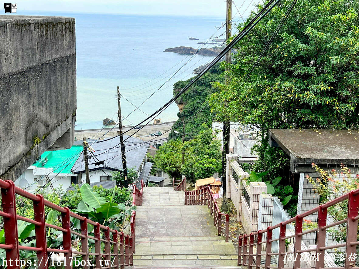 【新北。瑞芳】濂洞國小旁階梯。宛如日本海濱。神似日本動漫場景