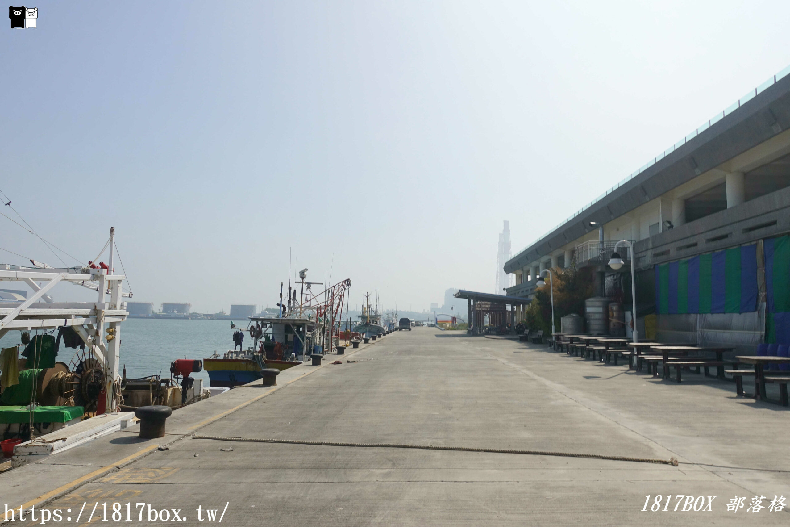 【高雄。茄萣】臺灣最大烏魚子產地－興達漁港。烏金的故鄉。興達港觀光漁市