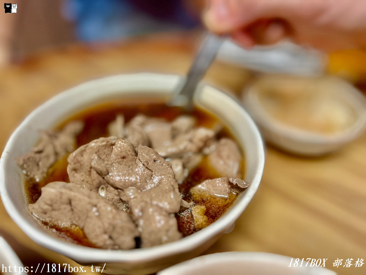 【台南。中西區】六千泓佐牛肉湯。傳說中的第一鍋神湯 @1817BOX部落格