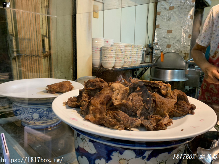 【台南。中西區】六千泓佐牛肉湯。傳說中的第一鍋神湯