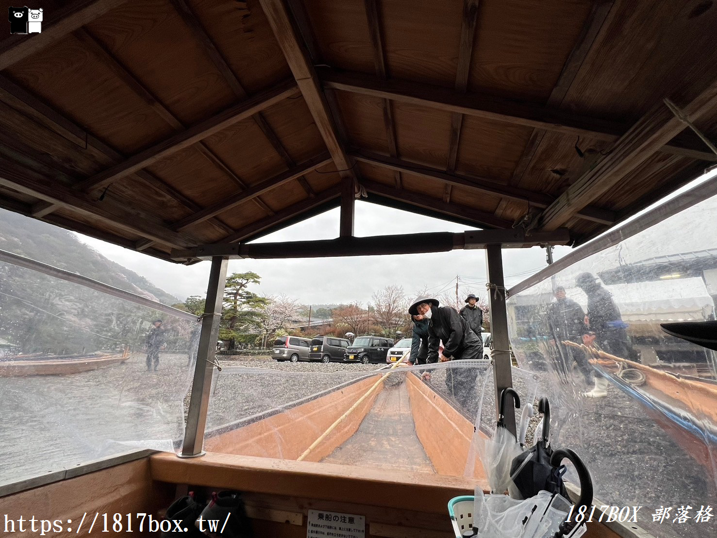 【京都景點】嵐山・保津川遊船。保津川峽谷景觀詩情畫意。穿越山間峽谷神秘如鏡