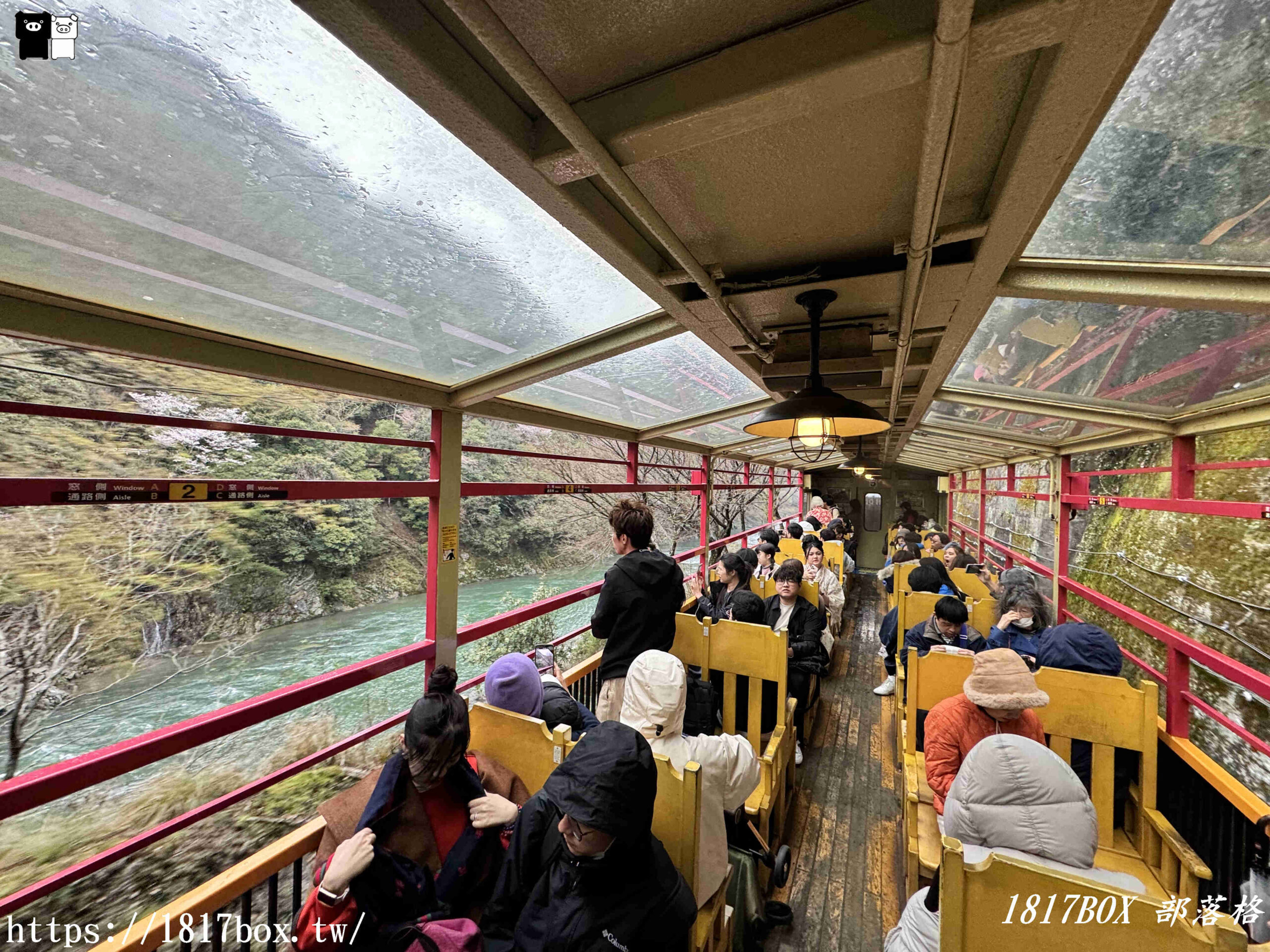 【京都景點】嵐山・嵯峨野觀光鐵路。嵐山小火車龜岡站。令人驚嘆的美景。復古火車帶來的有趣旅程