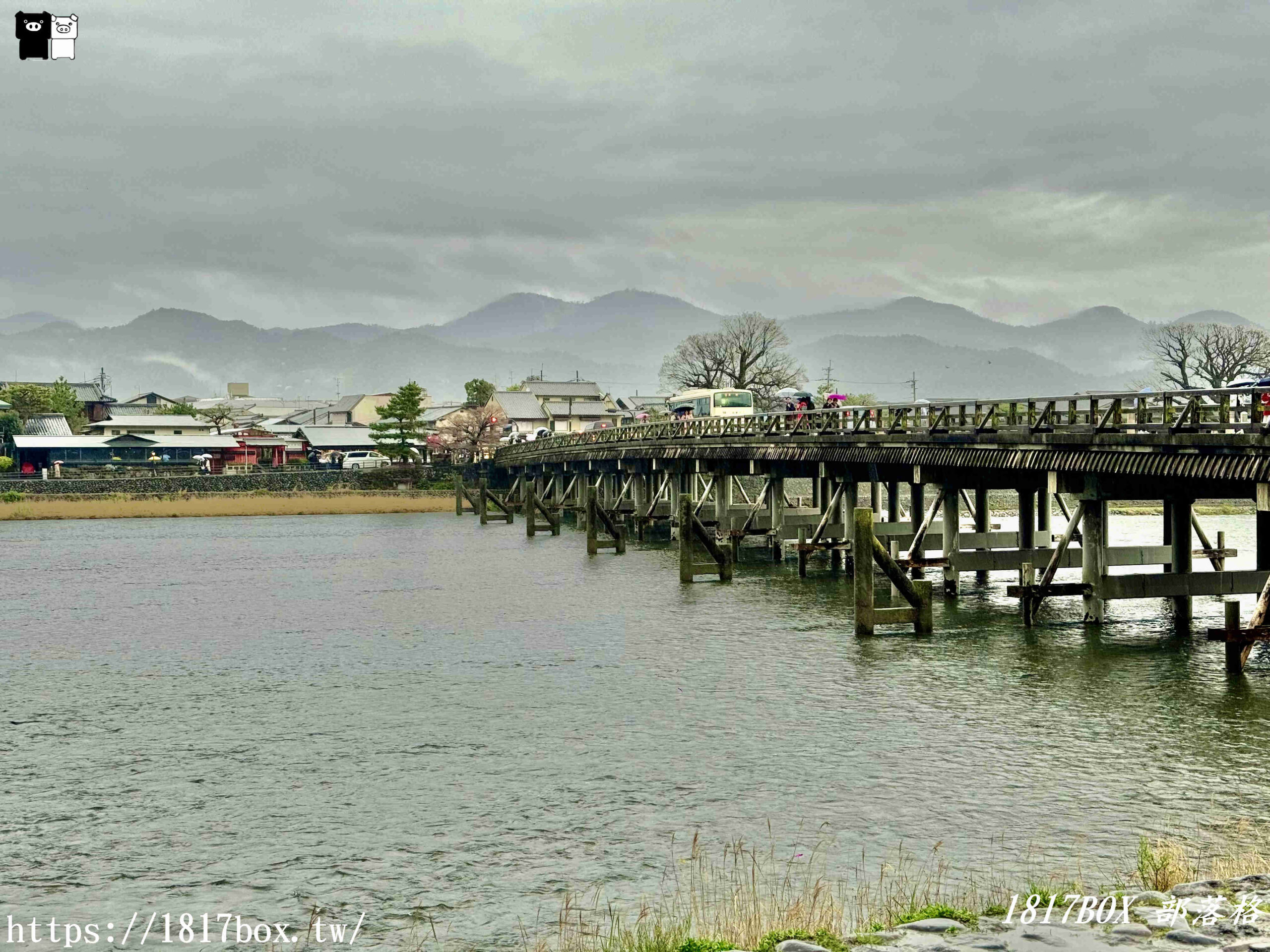 【京都景點】渡月橋。屋形船。嵐山公園。體驗日本四季風情。自然景色優美