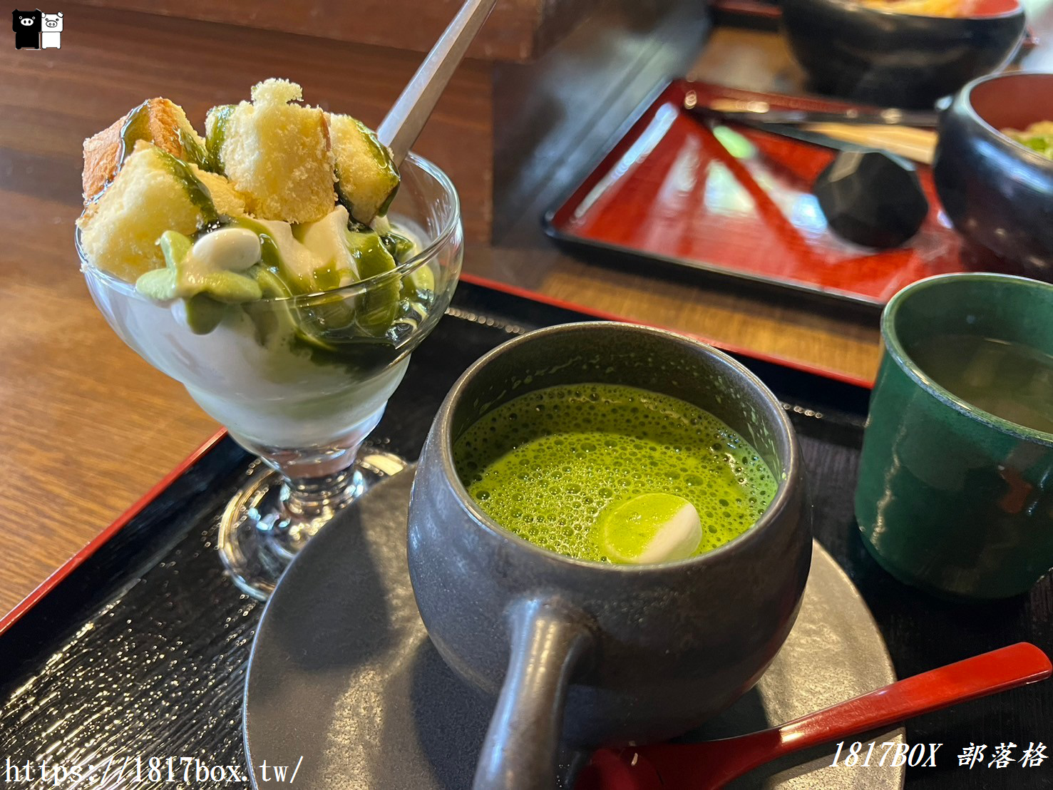 【奈良美食】水谷茶屋。隱藏在奈良公園裡的小合掌屋。在超夢幻小茅葺屋裡吃烏龍麵和甜點