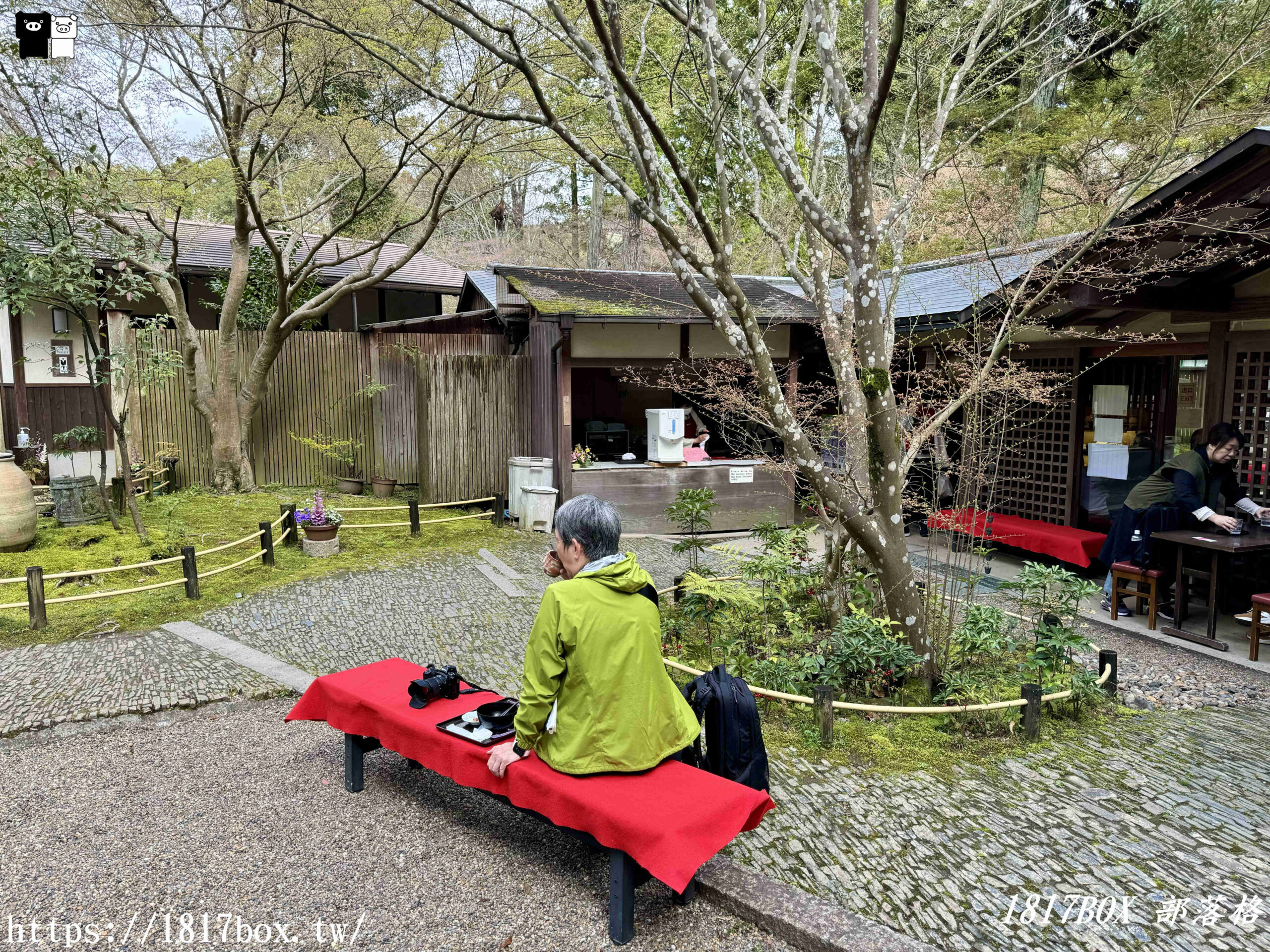 【奈良美食】庭院品茶。春日荷茶屋。招牌菜萬葉粥。奈良公園內的日式庭園茶屋