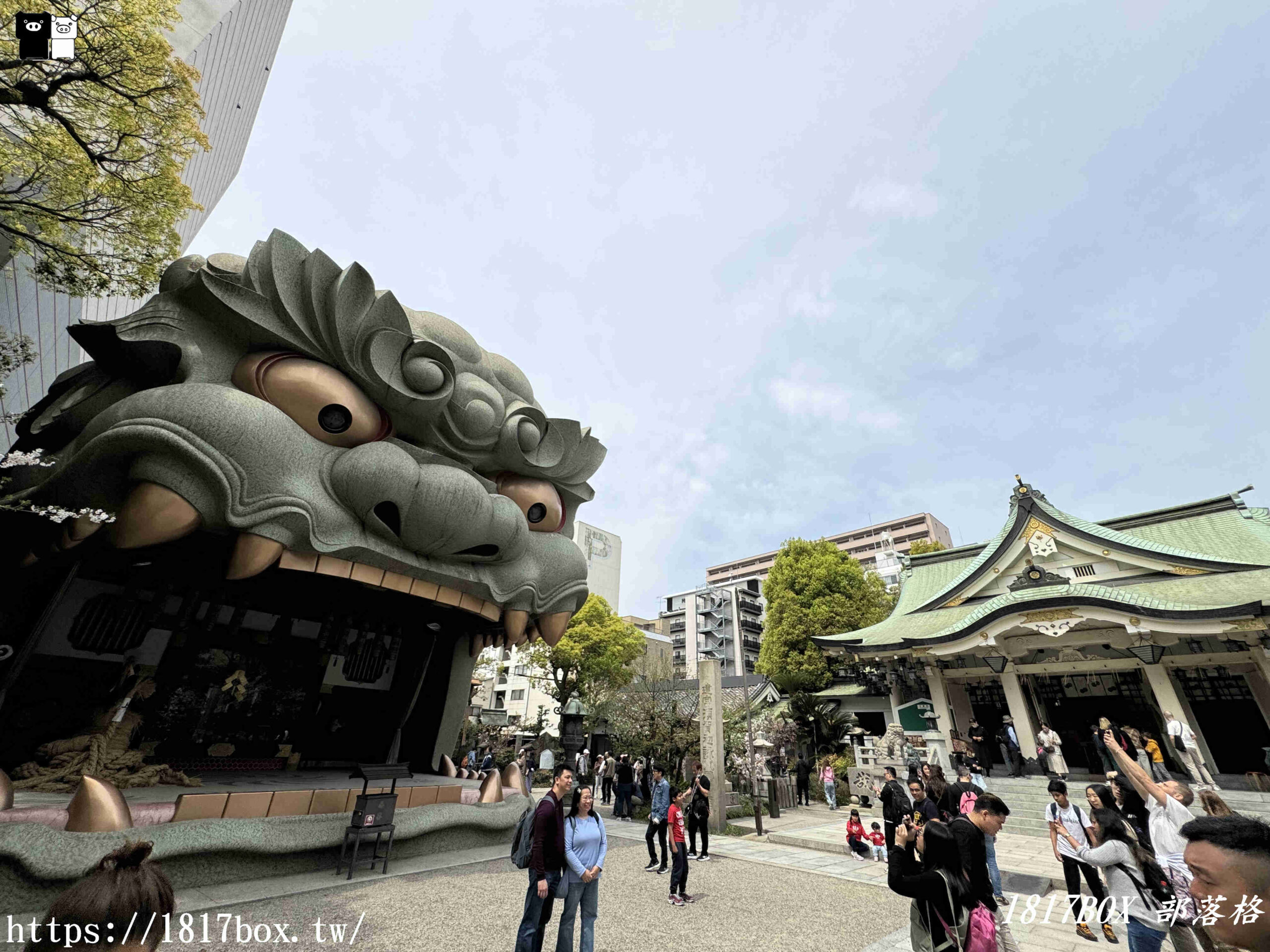 【大阪景點】難波八阪神社。巨大獅子殿。令人印象深刻的力量場所