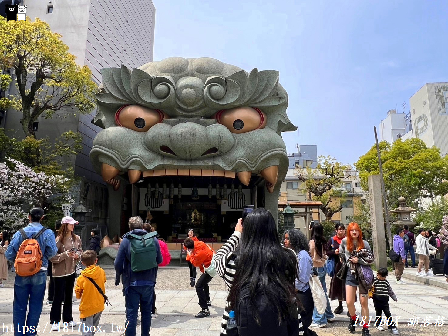 【大阪景點】難波八阪神社。巨大獅子殿。令人印象深刻的力量場所