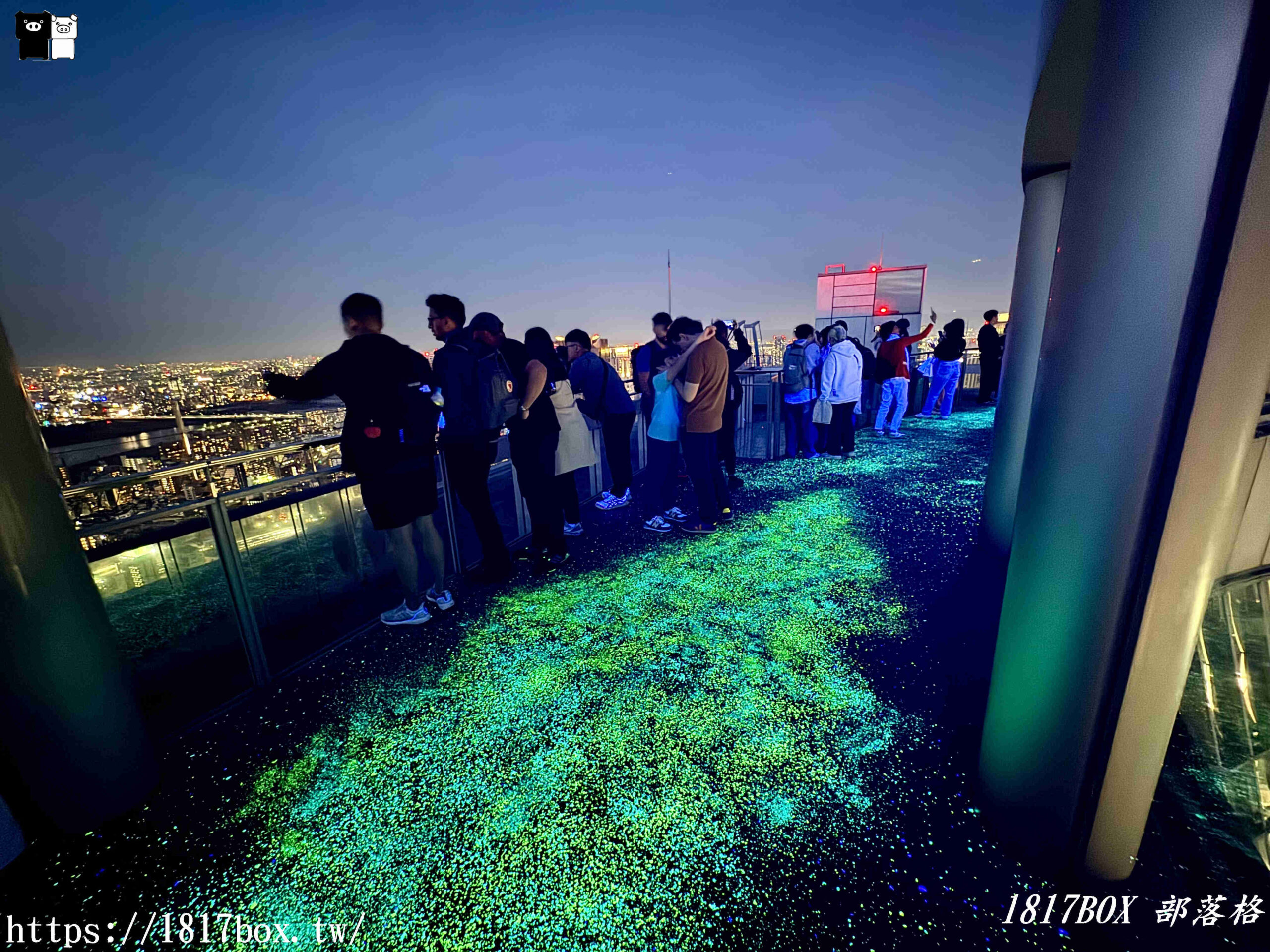 【大阪景點】梅田藍天大廈(空中庭園展望台)。彷彿漂浮在天空中喝咖啡。360度全景露天屋頂鳥瞰大阪美景