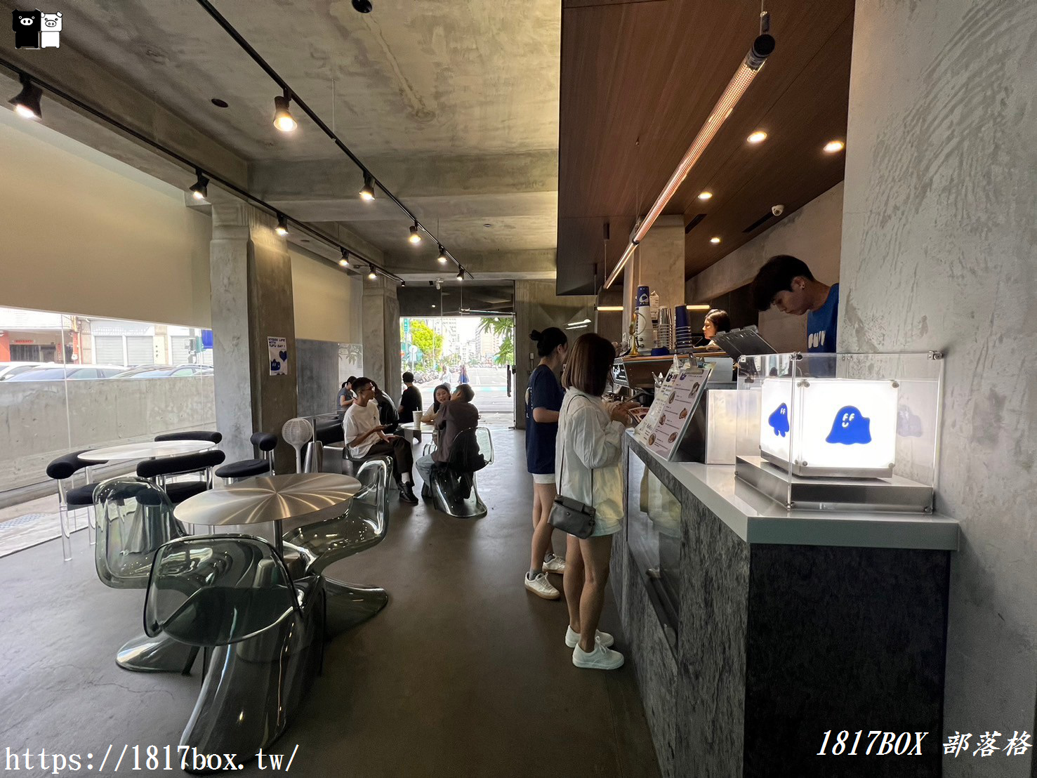 【彰化市】 FUFU HYGGE coffee & pop shop。韓系咖啡館