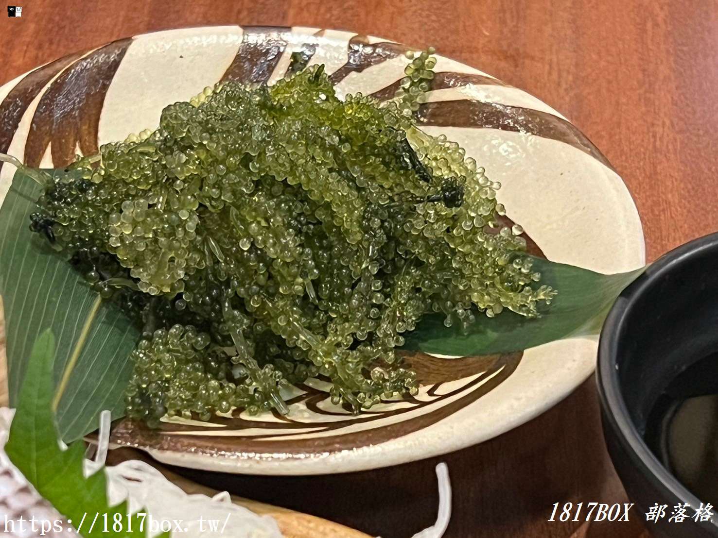 【沖繩美食】島唄と沖縄料理 花琉球てんぶす那覇店。品嚐沖繩特色美食。現場音樂演奏的居酒屋