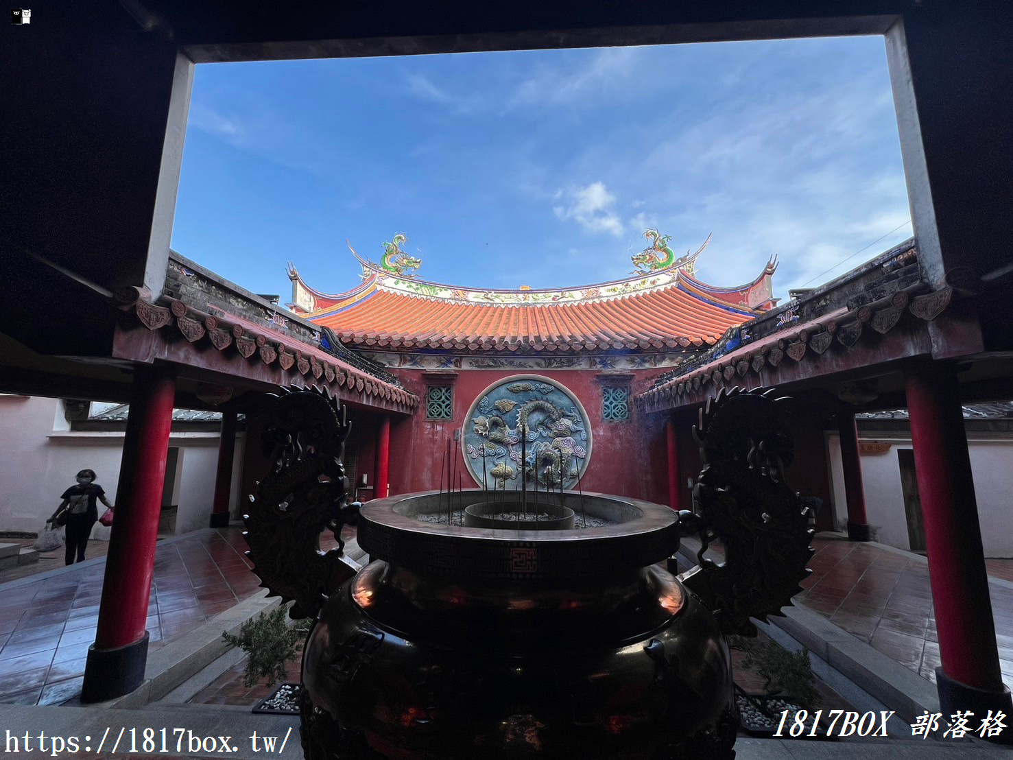 【彰化。芬園】芬園寶藏寺。三殿雙護龍的寺廟建築。縣定三級古蹟