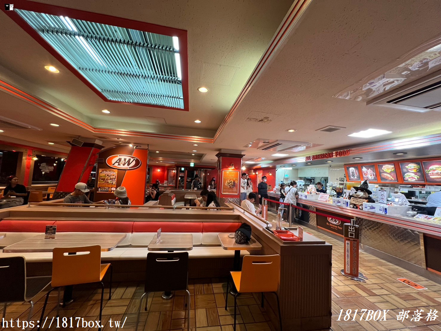 【沖繩美食】A&W Makiminato。A&W牧港店。沖繩限定的美味漢堡。A&W美式漢堡速食餐廳