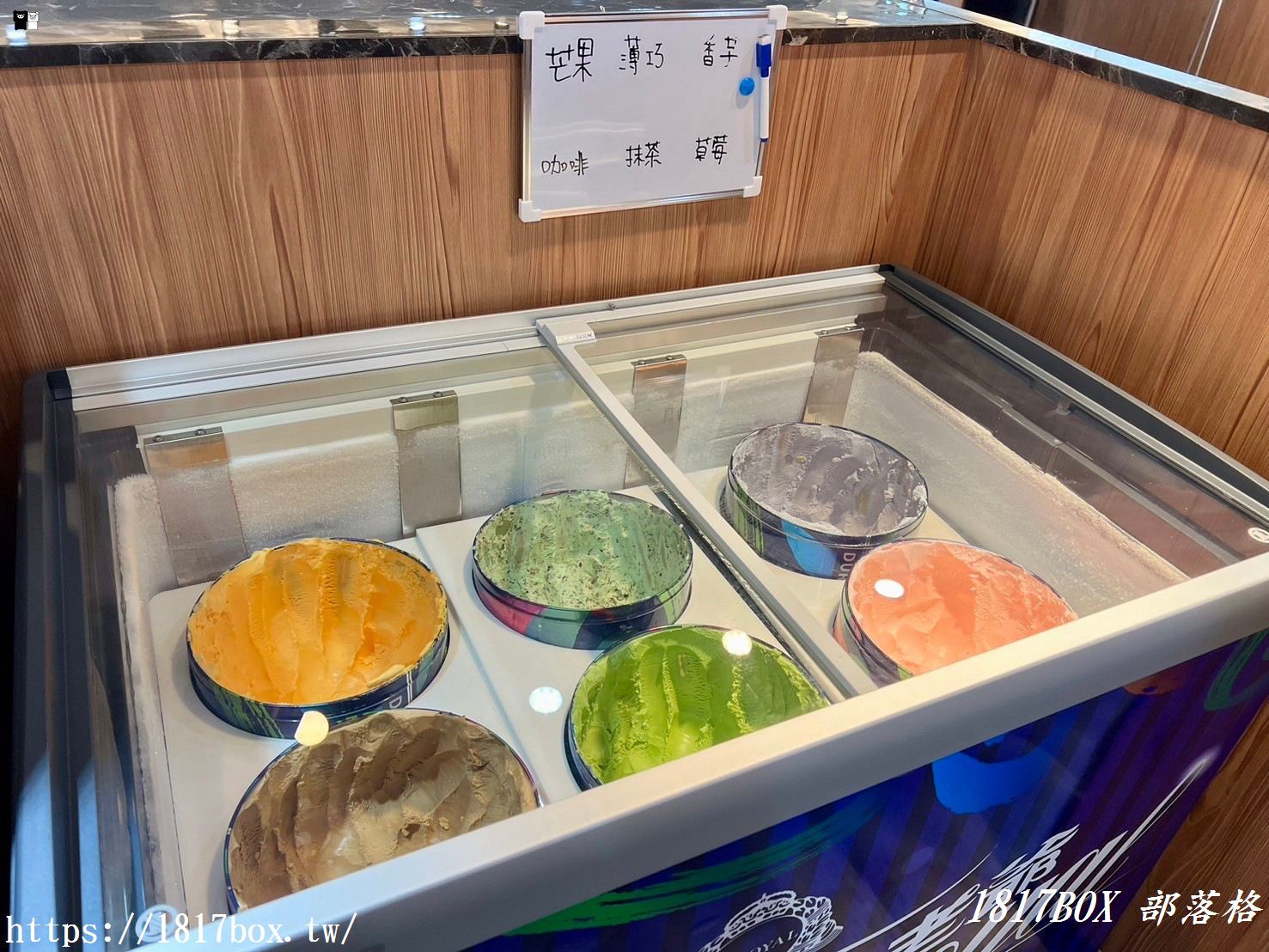 【彰化市】億品鍋-彰秀店。副食、飲料吃到飽。連鎖鍋物品牌