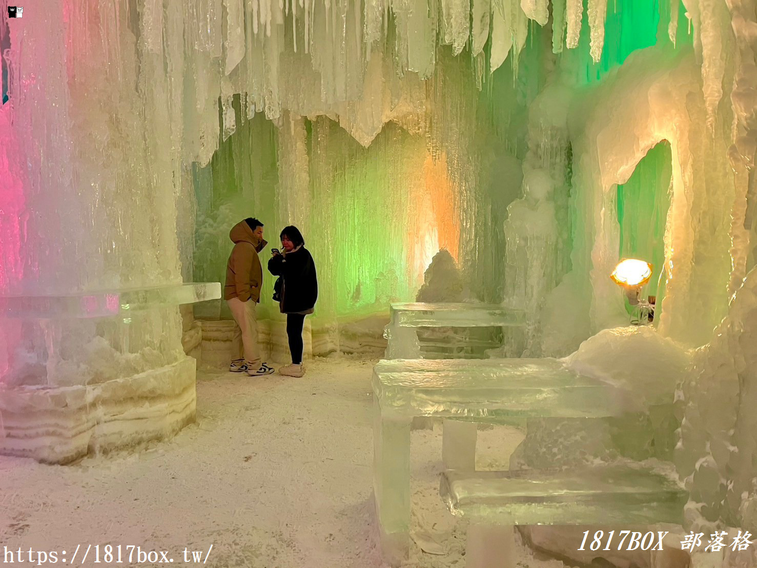 【北海道景點】層雲峽溫泉冰瀑祭。雪之北國的冰雕藝術。陶醉在七彩閃耀的冬季絕景之中