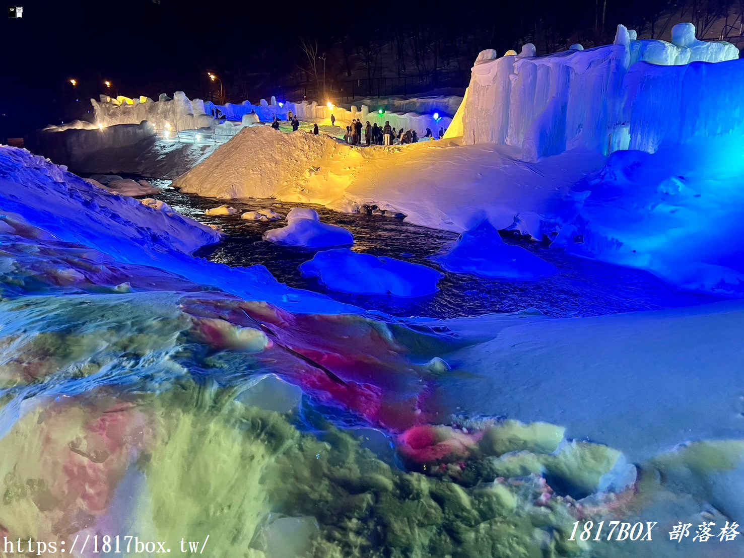 【北海道景點】層雲峽溫泉冰瀑祭。雪之北國的冰雕藝術。陶醉在七彩閃耀的冬季絕景之中