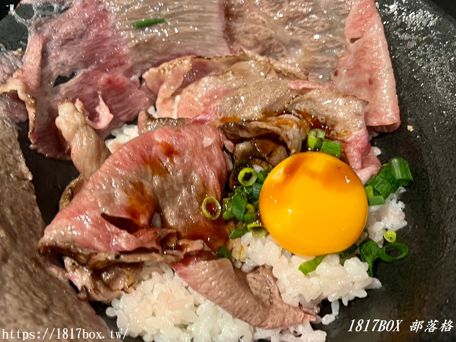 【北海道美食】丼ふらの Don Furano。炙燒和牛飯。豬軟骨飯。富良野蓋飯餐廳