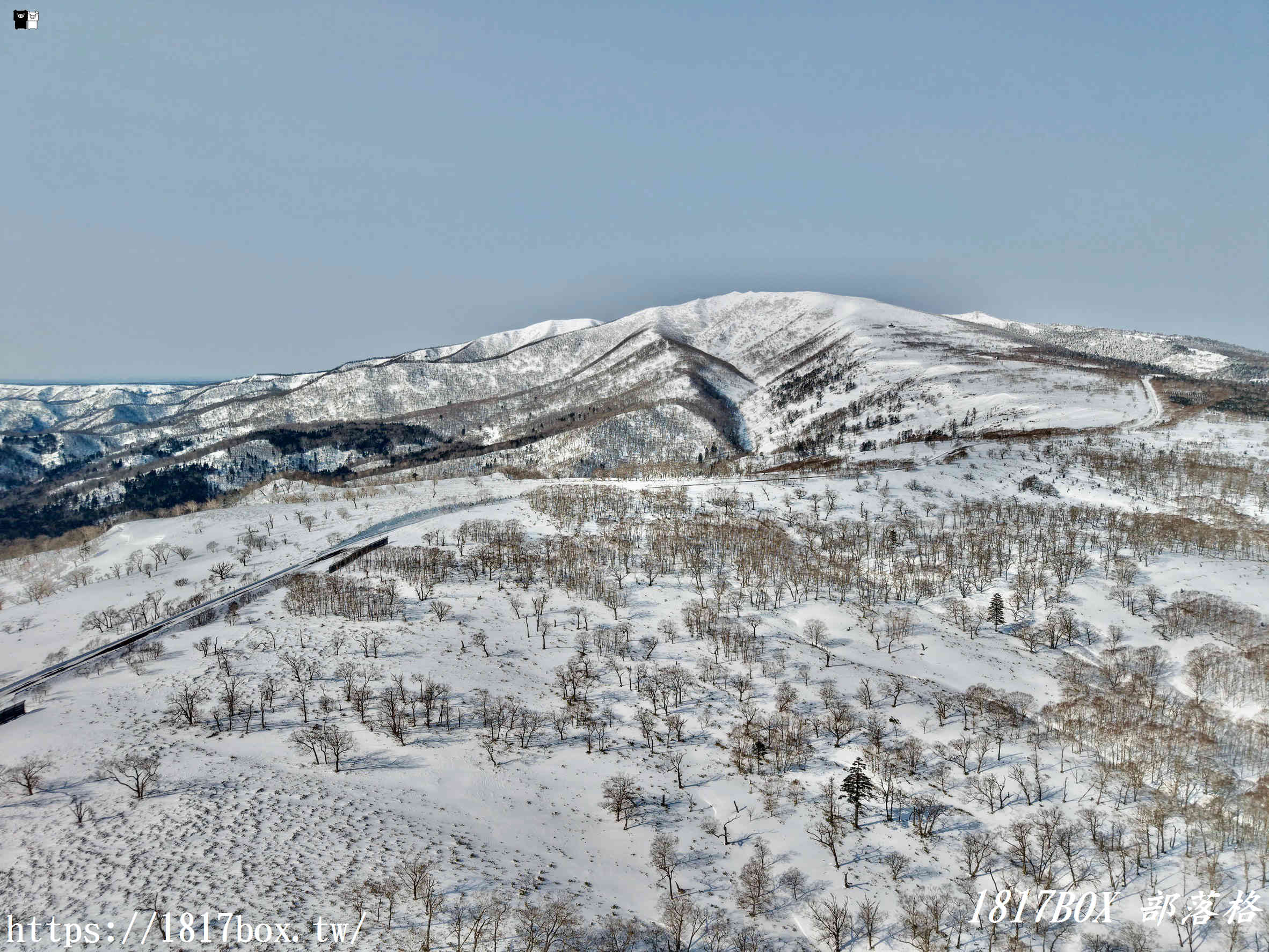 【北海道景點】藻琴峠 。藻琴山 展望駐車公園。眺望屈斜路湖