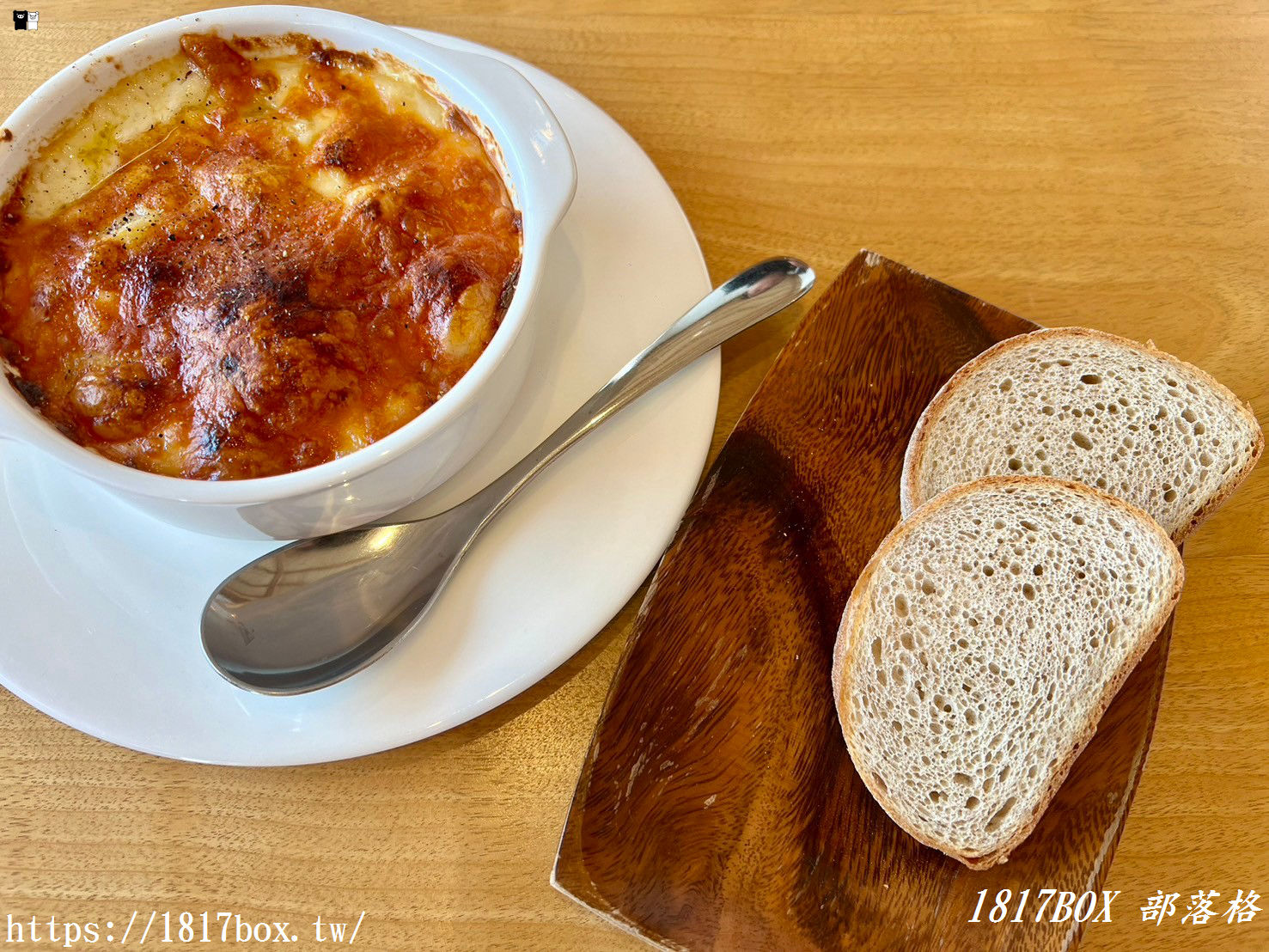 【北海道美食】Café de Camino 。足寄町咖啡店。群山環抱。景色優美