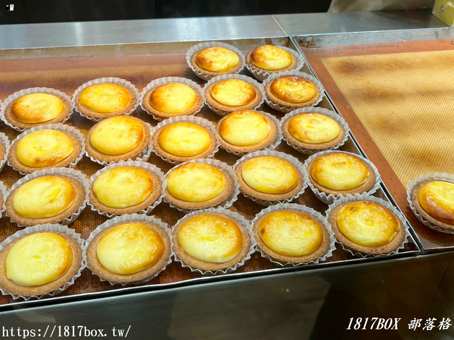 【北海道景點】札幌地下街。方便好逛的地下街。必吃KINOTOYA BAKE冰淇淋