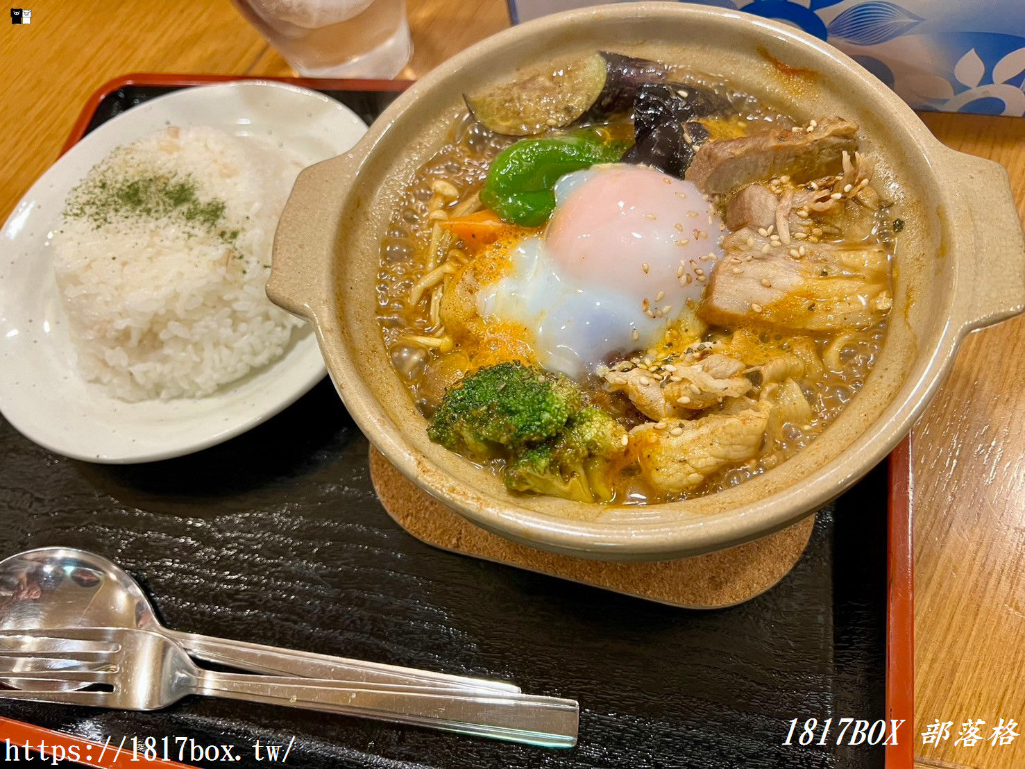 【北海道美食】カリー屋きいろ。充滿溫馨復古氛圍的咖哩餐廳。札幌湯咖哩推薦