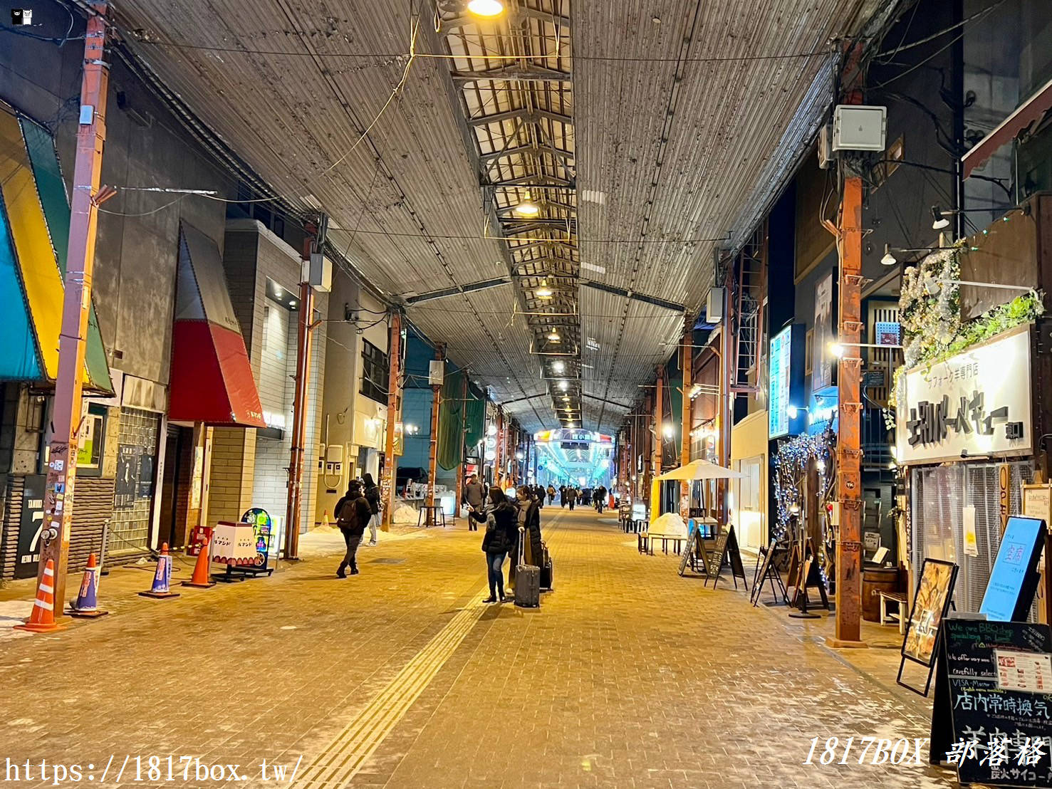 【北海道景點】狸小路商店街。網羅各式北海道美食與伴手禮。北海道最早的商店街