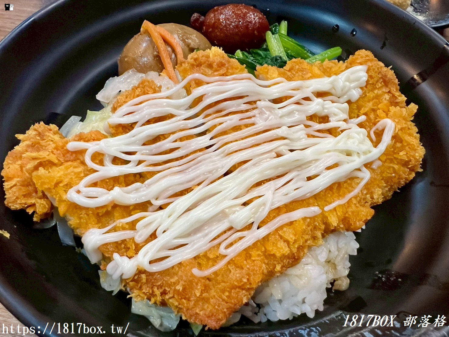 【彰化。鹿港】老蕭土魠魚麵館（日式豬排便當）。鹿港舊港溪附近小吃美食