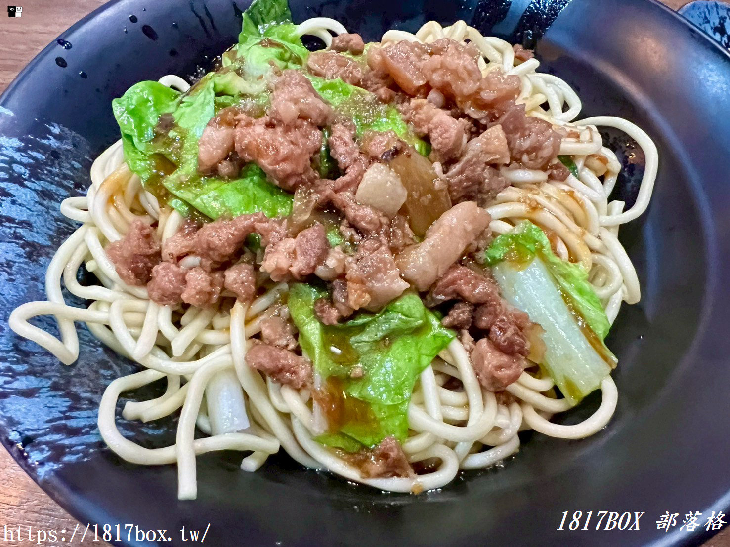 【彰化。鹿港】老蕭土魠魚麵館（日式豬排便當）。鹿港舊港溪附近小吃美食