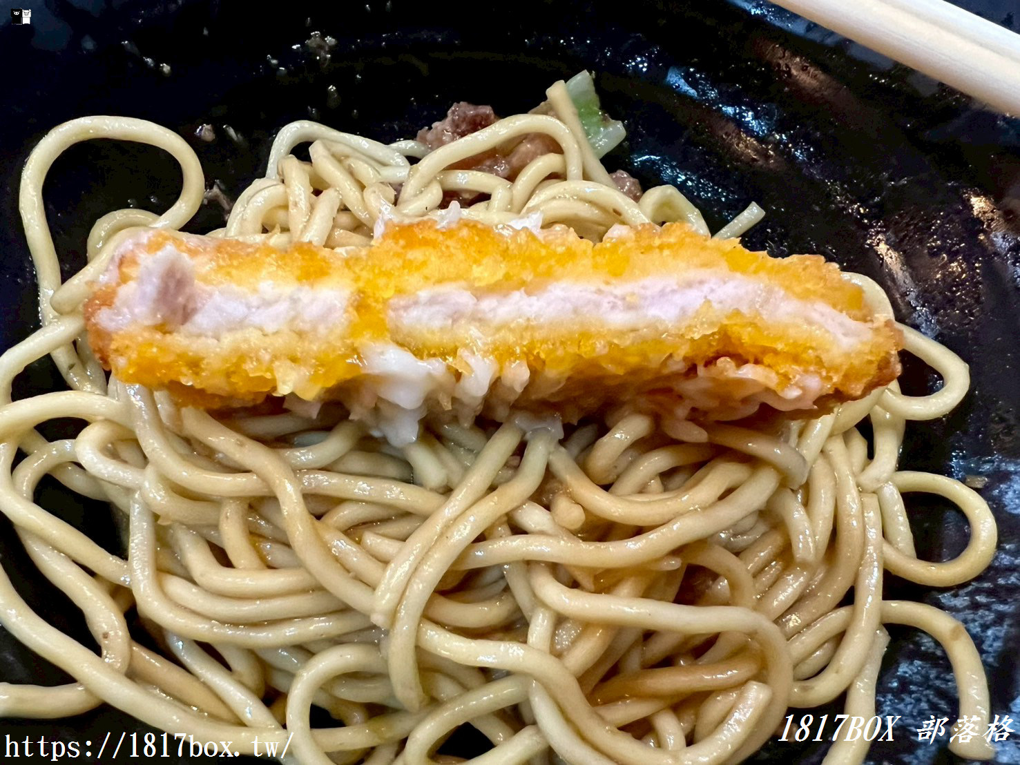 【彰化。鹿港】老蕭土魠魚麵館（日式豬排便當）。鹿港舊港溪附近小吃美食