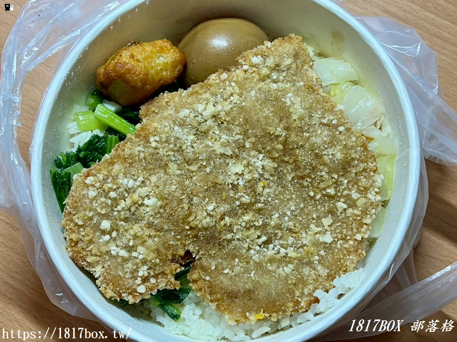【彰化。鹿港】老蕭土魠魚麵館（日式豬排便當）。鹿港舊港溪附近小吃美食