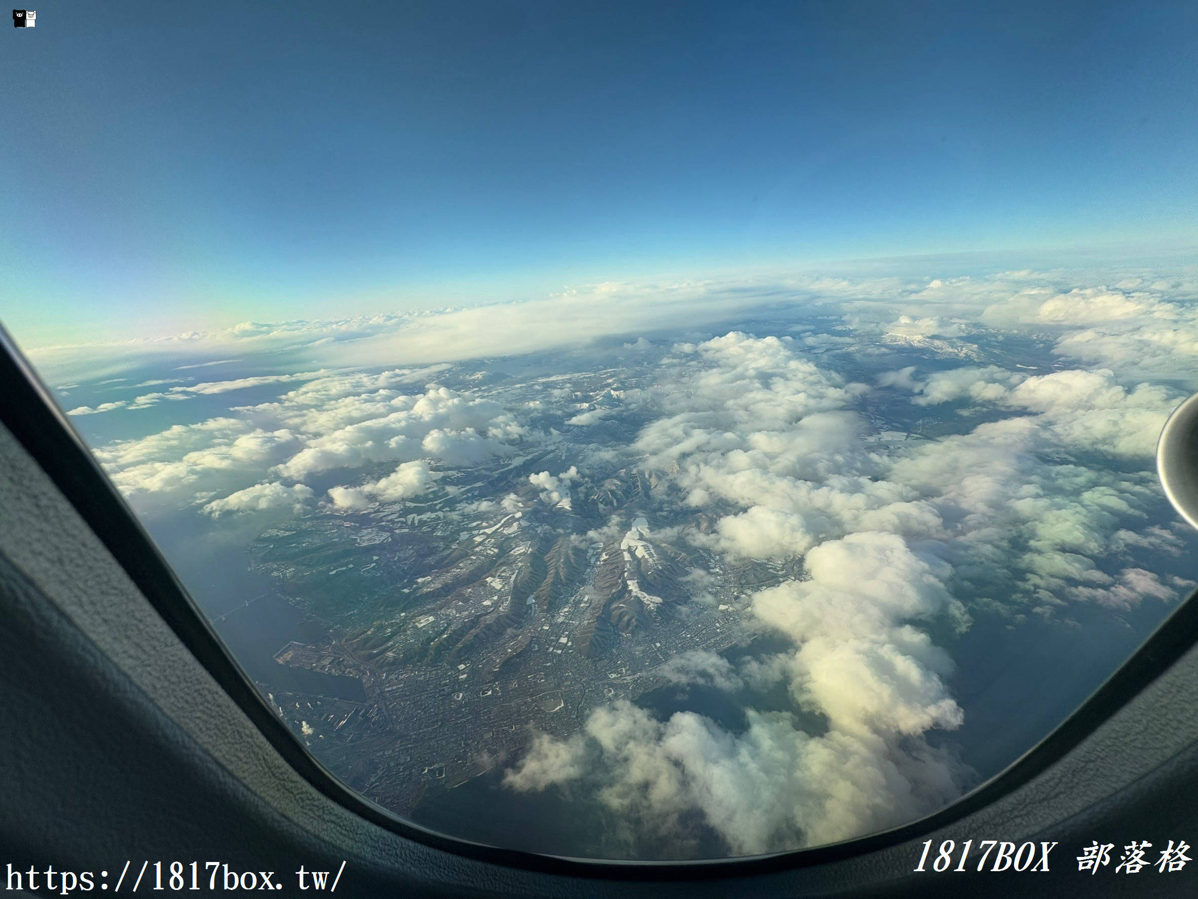 【商務艙開箱】長榮航空787夢幻客機。皇璽桂冠艙空間&餐點分享