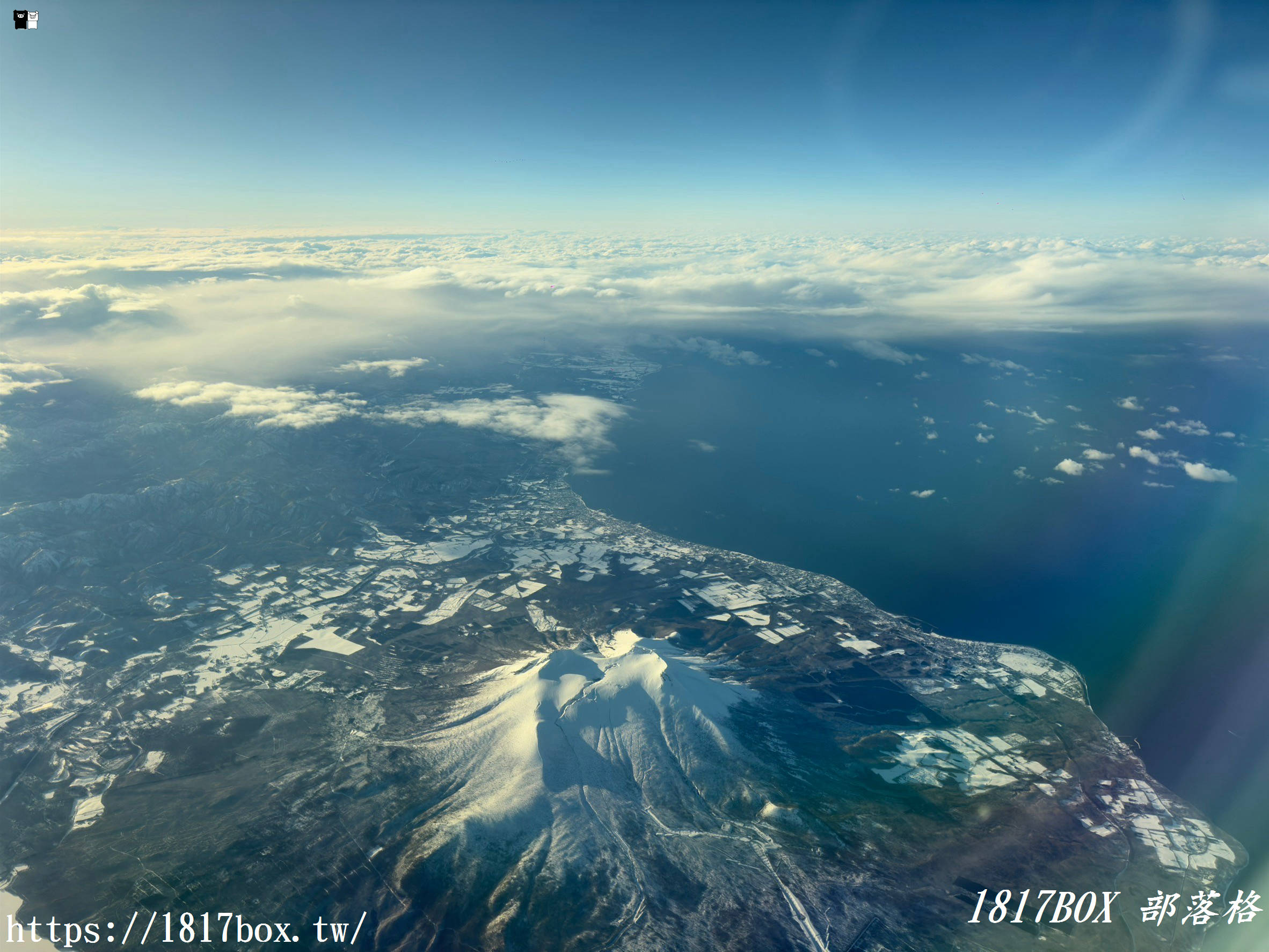 【商務艙開箱】長榮航空787夢幻客機。皇璽桂冠艙空間&餐點分享