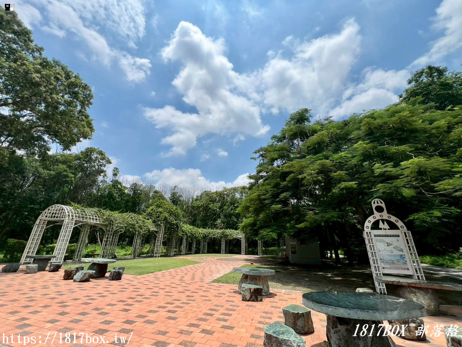 【彰化。溪州】溪州公園森林區。夢幻森林系芬多精步道讓人陶醉