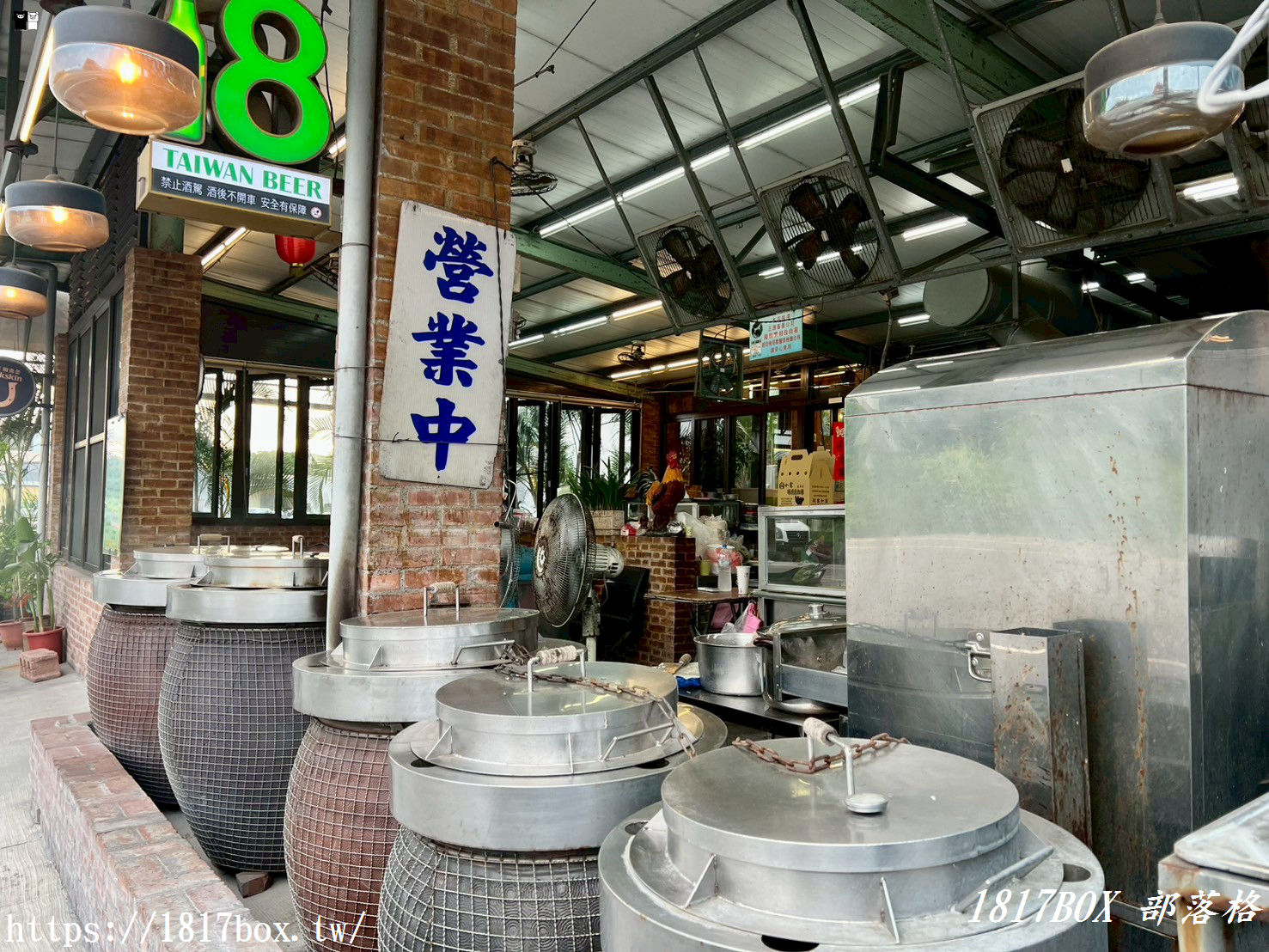 【彰化市】小霖甕缸雞。彰化彰草店。網友推薦必吃「招牌那個蛋」
