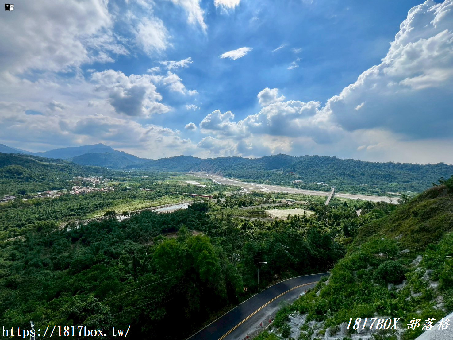 【南投。竹山】車泊旅行。山坪頂福德宮。遠眺山巒美景
