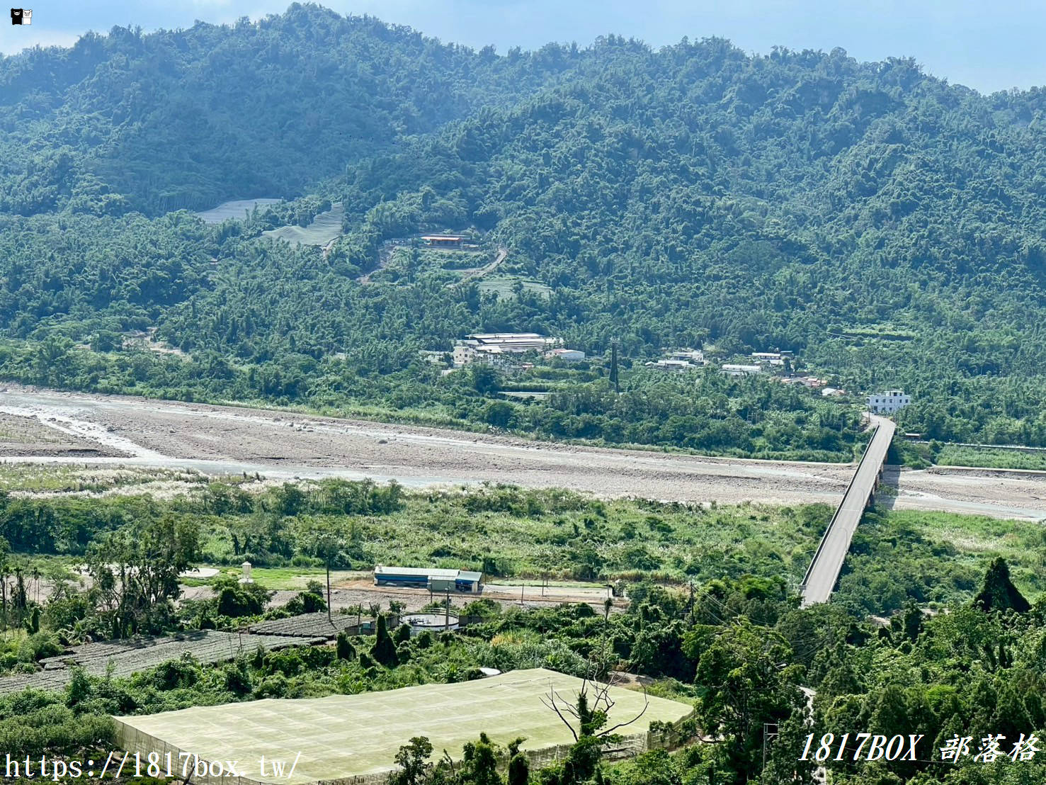 【南投。竹山】車泊旅行。山坪頂福德宮。遠眺山巒美景