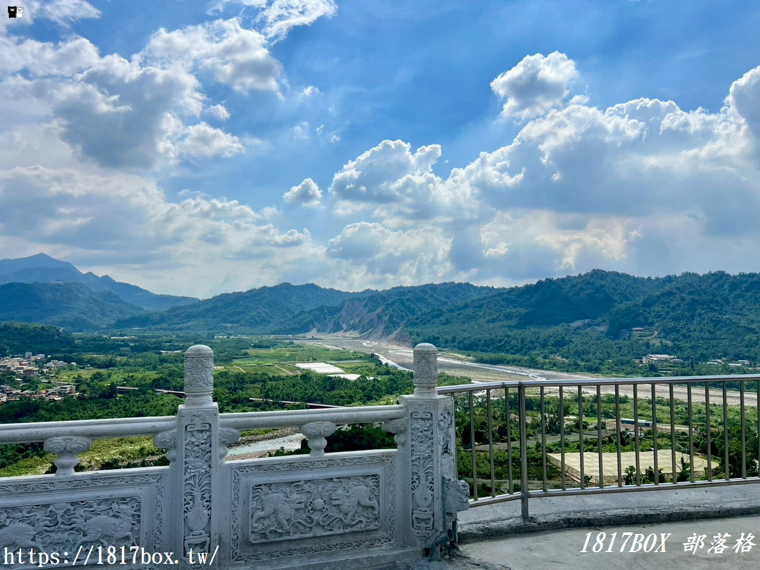 【南投。竹山】車泊旅行。山坪頂福德宮。遠眺山巒美景
