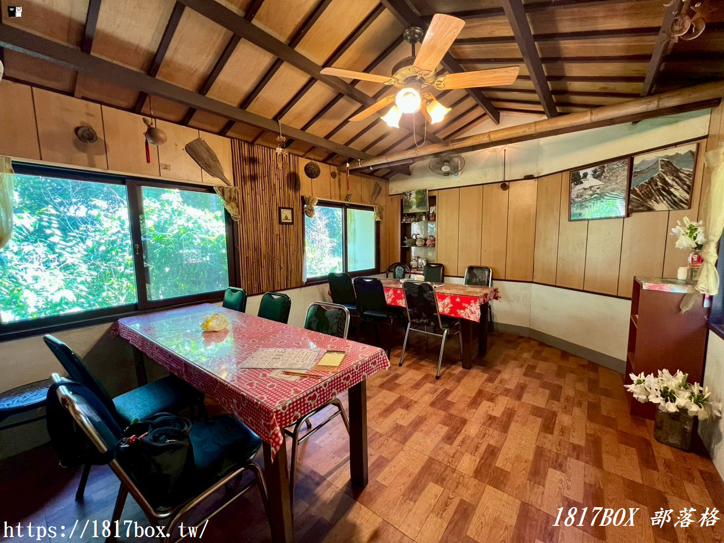 【雲林。古坑】竽芯園庭園美食屋。客家復古風木屋。森林系半露天餐廳