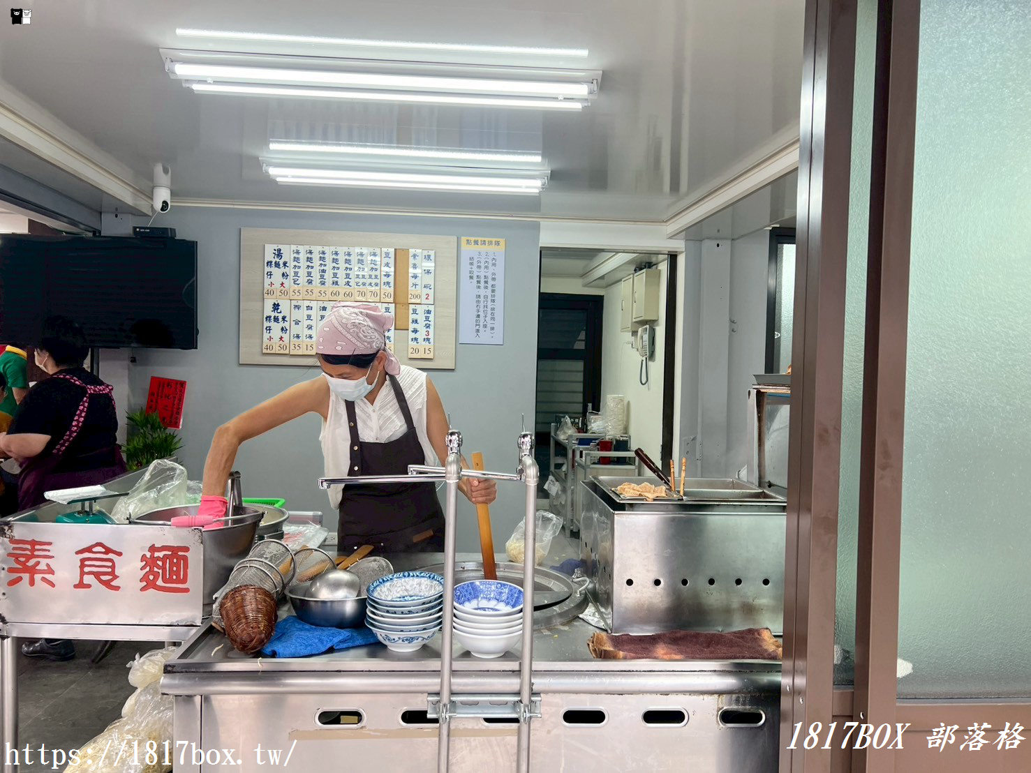 【彰化市】天公壇素食麵。只賣平日早、午餐時段。熱門排隊小吃 【彰化市】天公壇素食麵。只賣平日早、午餐時段。熱門排隊小吃