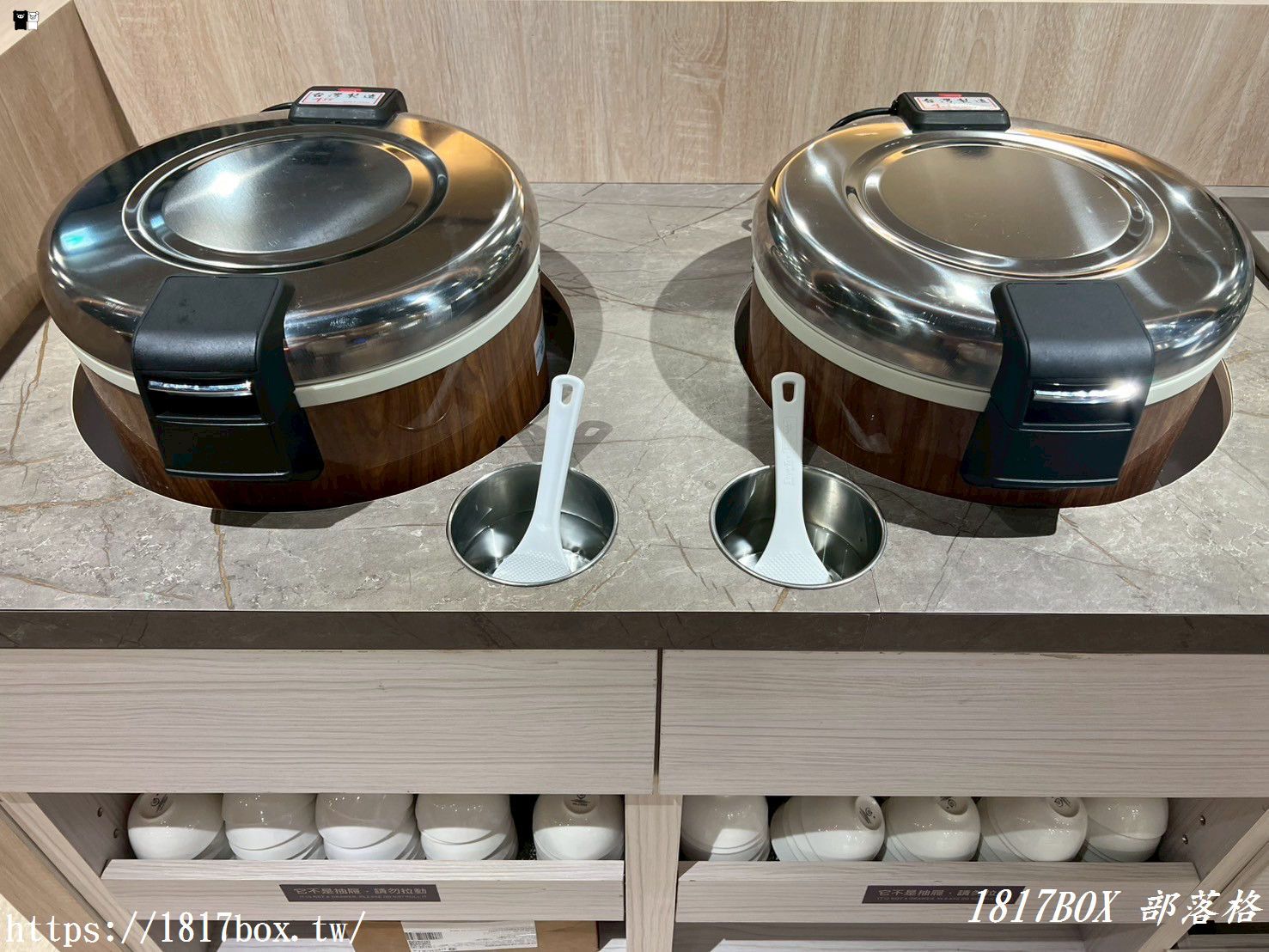 【彰化市】京江小棧 New 料理餐廳。白飯、飲料、冰淇淋吃到飽 【彰化市】京江小棧 New 料理餐廳。白飯、飲料、冰淇淋吃到飽