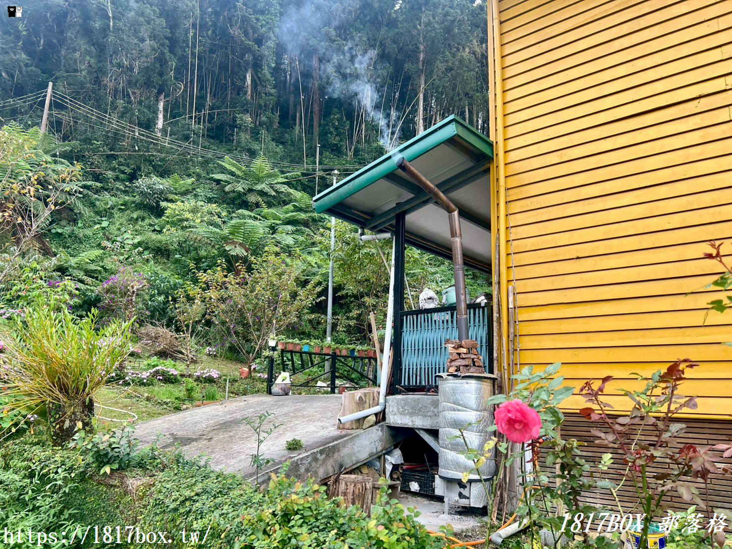 【嘉義。阿里山】得恩亞納部落-台版合掌村。色彩斑斕的高腳屋 【嘉義。阿里山】得恩亞納部落-台版合掌村。色彩斑斕的高腳屋