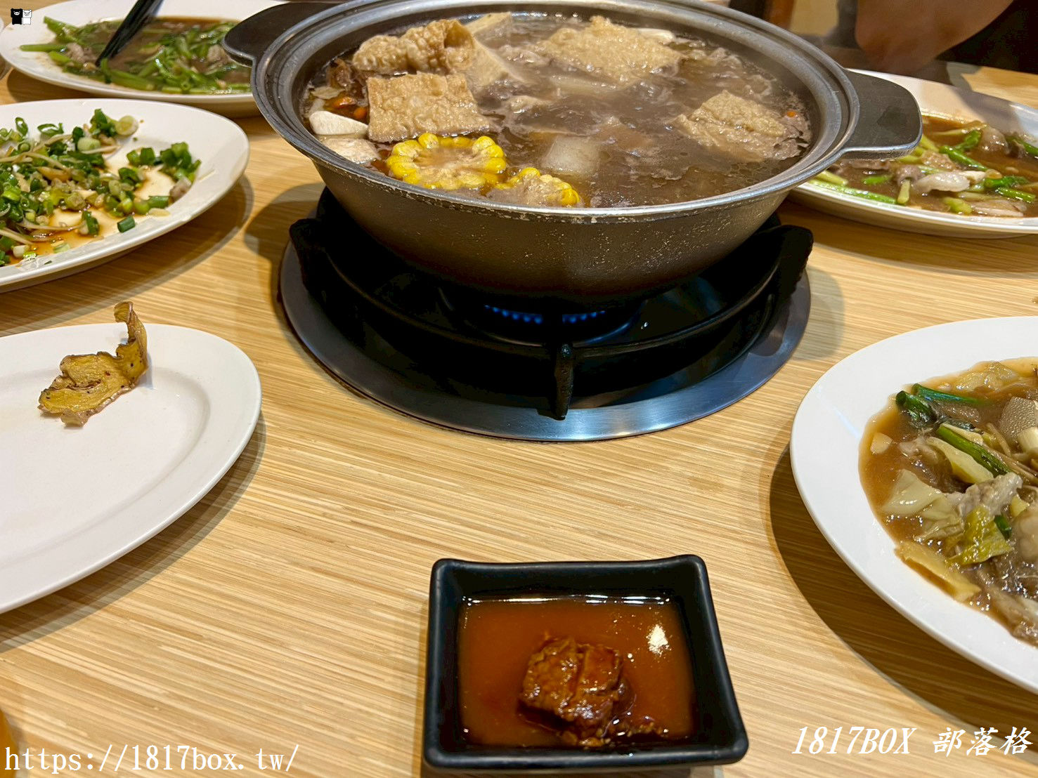 【彰化。溪湖】阿秀羊肉爐。溪湖鎮溫體羊肉爐老店 【彰化。溪湖】阿秀羊肉爐。溪湖鎮溫體羊肉爐老店