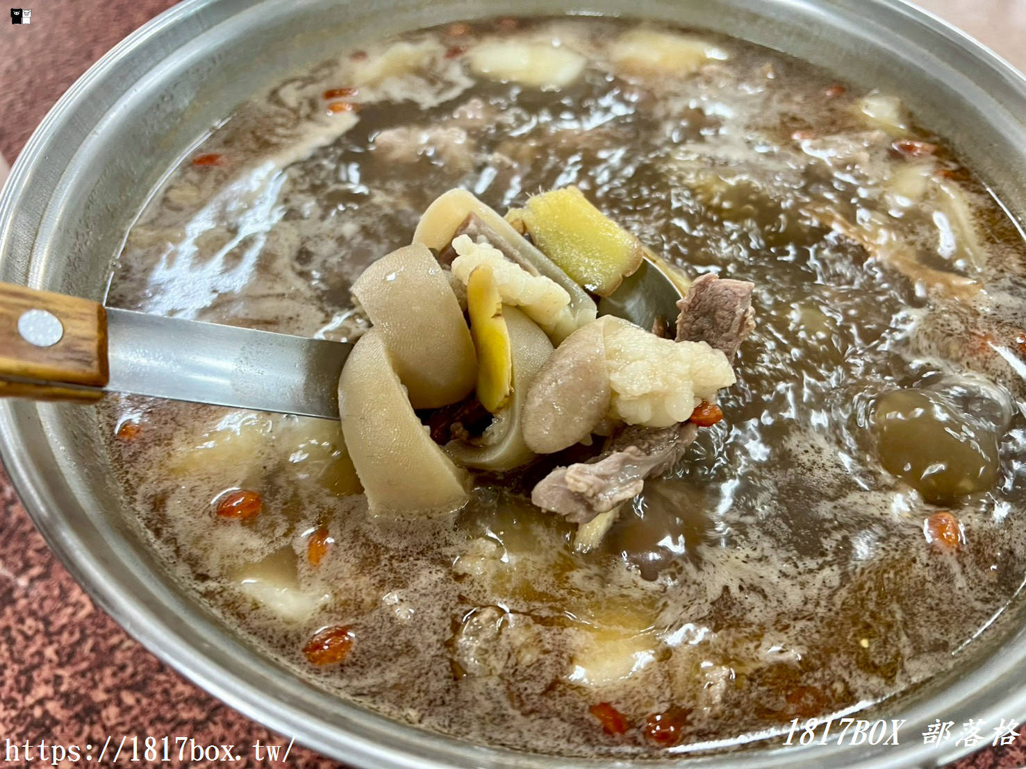 【彰化。溪州】楊哥土羊店。現宰土羊肉火鍋、熱炒