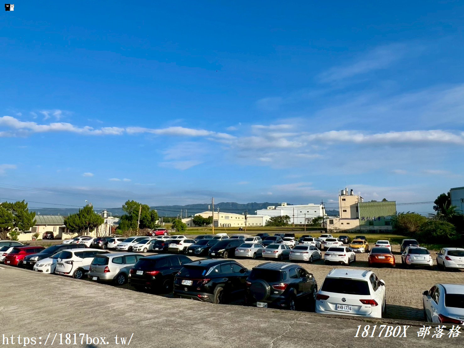 【苗栗。苑裡】星巴克 苑裡稻香門市。金黃稻浪與咖啡的對話