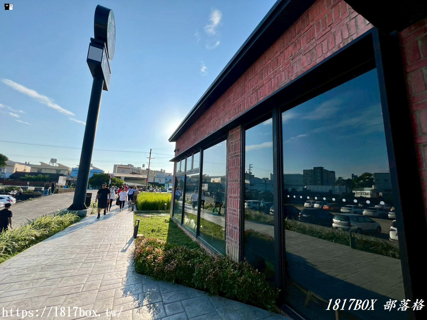 【苗栗。苑裡】星巴克 苑裡稻香門市。金黃稻浪與咖啡的對話