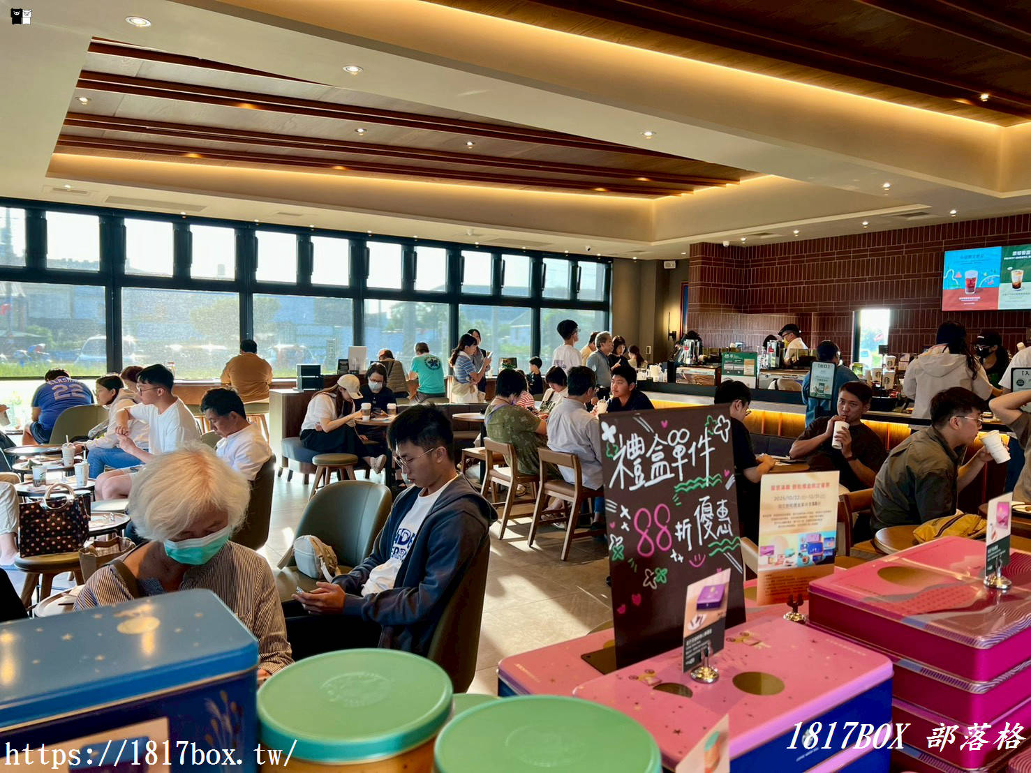 【苗栗。苑裡】星巴克 苑裡稻香門市。金黃稻浪與咖啡的對話