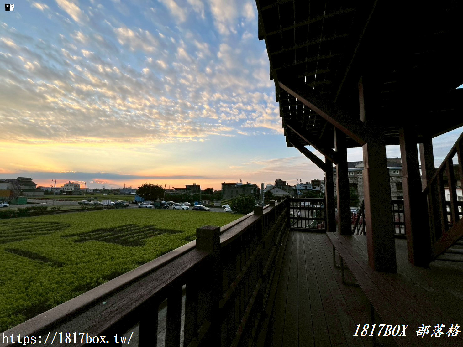 【苗栗。苑裡】稻田彩繪觀景臺。每年有不同主題的彩繪稻田供遊客欣賞 【苗栗。苑裡】稻田彩繪觀景臺。每年有不同主題的彩繪稻田供遊客欣賞