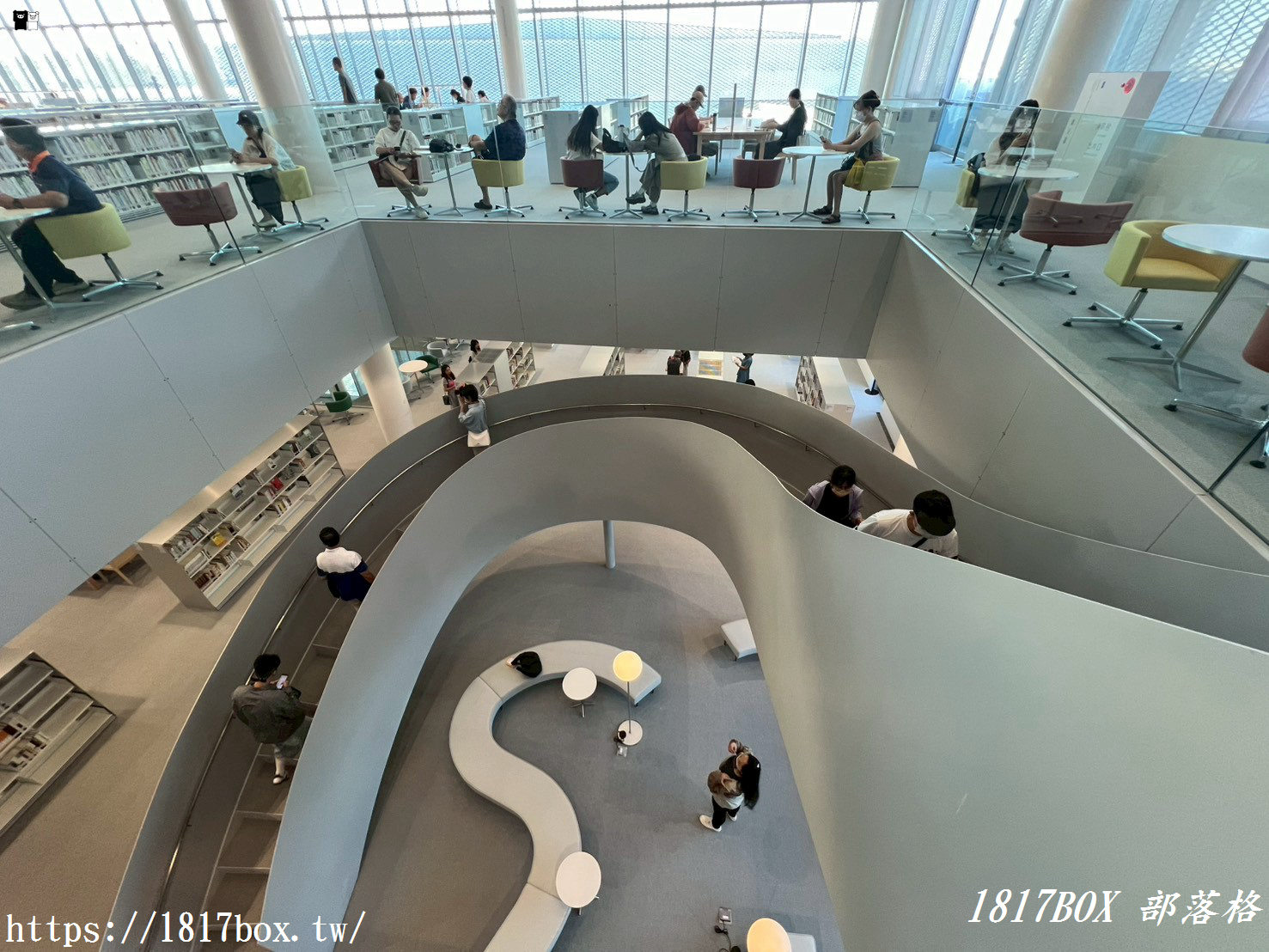 【台中。西屯】臺中綠美圖。臺中市立美術館與臺中市立圖書館 【台中。西屯】臺中綠美圖。臺中市立美術館與臺中市立圖書館