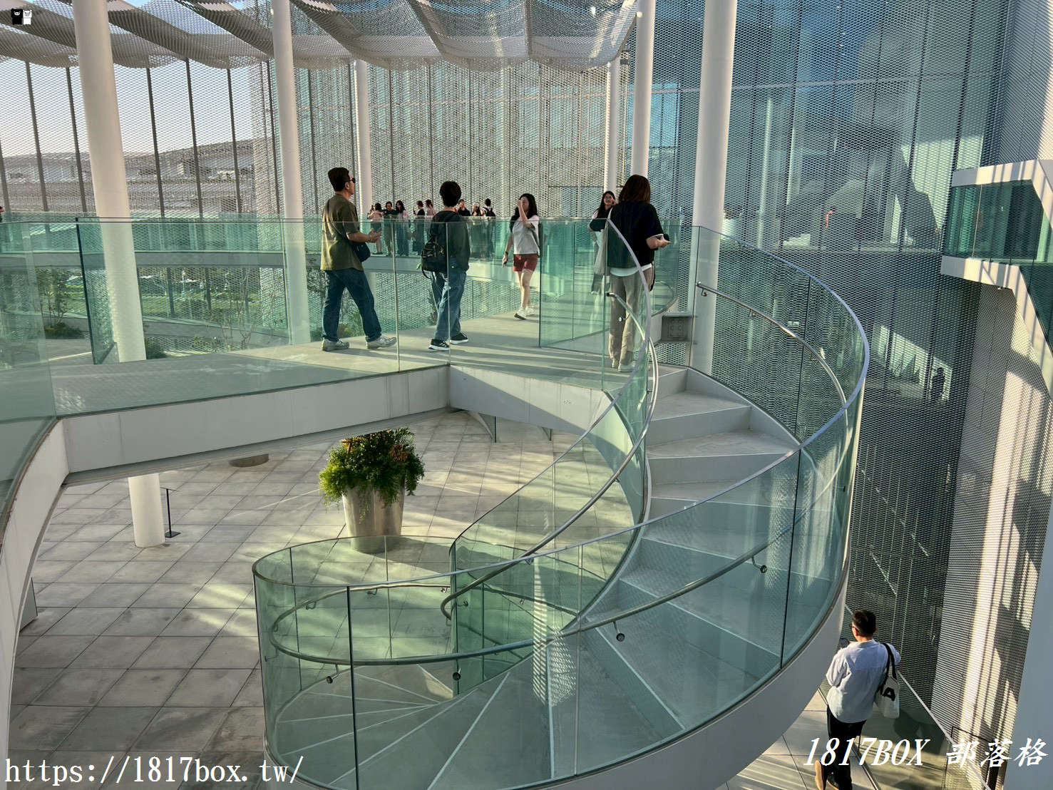 【台中。西屯】臺中綠美圖。臺中市立美術館與臺中市立圖書館 【台中。西屯】臺中綠美圖。臺中市立美術館與臺中市立圖書館